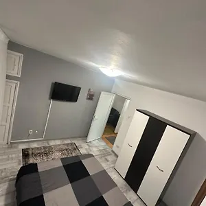 Apartament Calea Grivitei Podul Grand Apartament